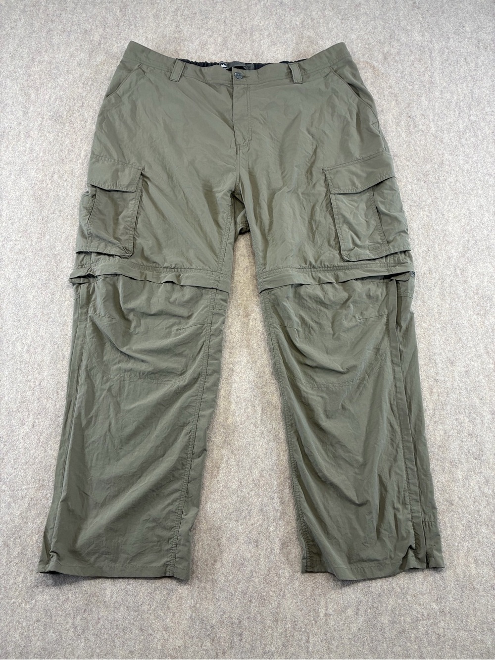 REI Men's Convertible Zip-Off Cargo Hiking Pants Green Nylon Size XXL 30L